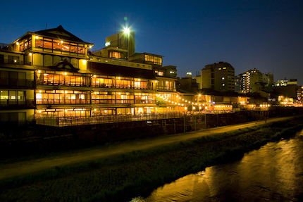 FUNATSURU KYOTO KAMOGAWA RESORT （国登録有形文化財）